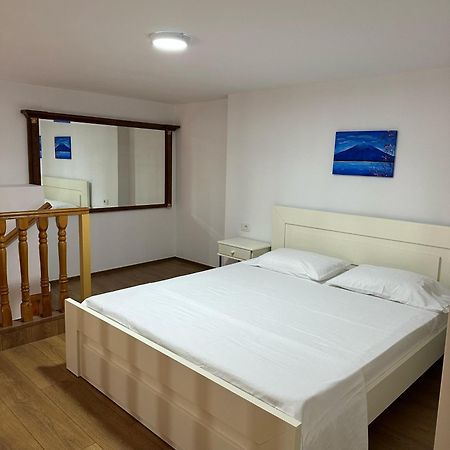Holiday Apartment Bido Sarandë Buitenkant foto